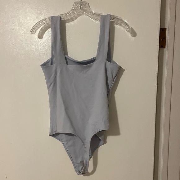 Abercrombie Double-Layered Seamless Fabric Squareneck Bodysuit in lavender - Picture 2 of 4